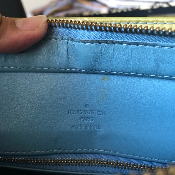 Authentic Louis Vuitton Huston Vernis bag - Picture 10 of 16